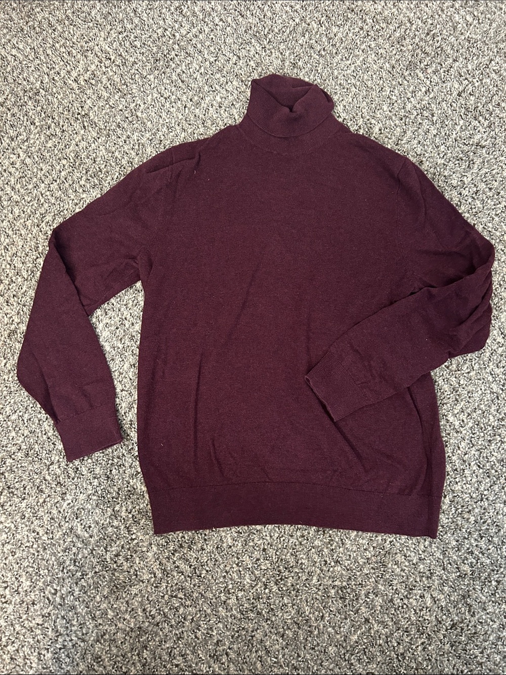Men's Turtleneck Sweater in Burgundy